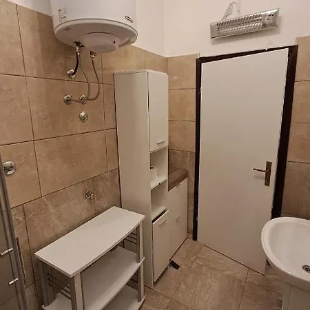 Red Blue With Private Parking And Gray Blue * Πούλα