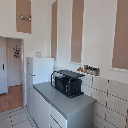 Red Blue With Private Parking And Gray Blue