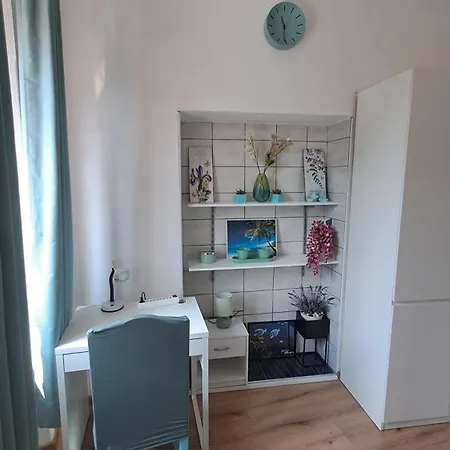 Red Blue With Private Parking And Gray Blue