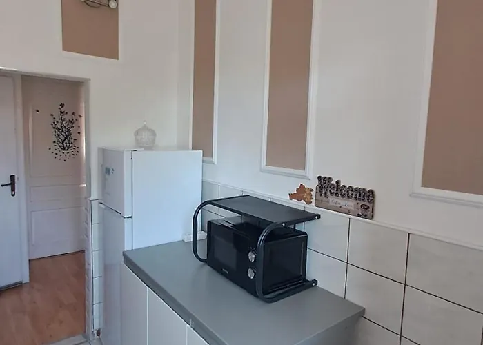 Red Blue With Private Parking And Gray Blue